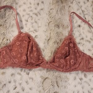 Cute Pink Floral Lace Underwire Bralette